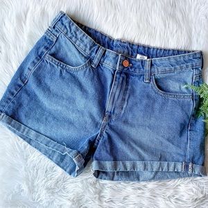 H&M &denim Jean Cuffed Shorts Regular Waist Medium Wash 8